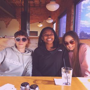 Meet your Posher, Lexi